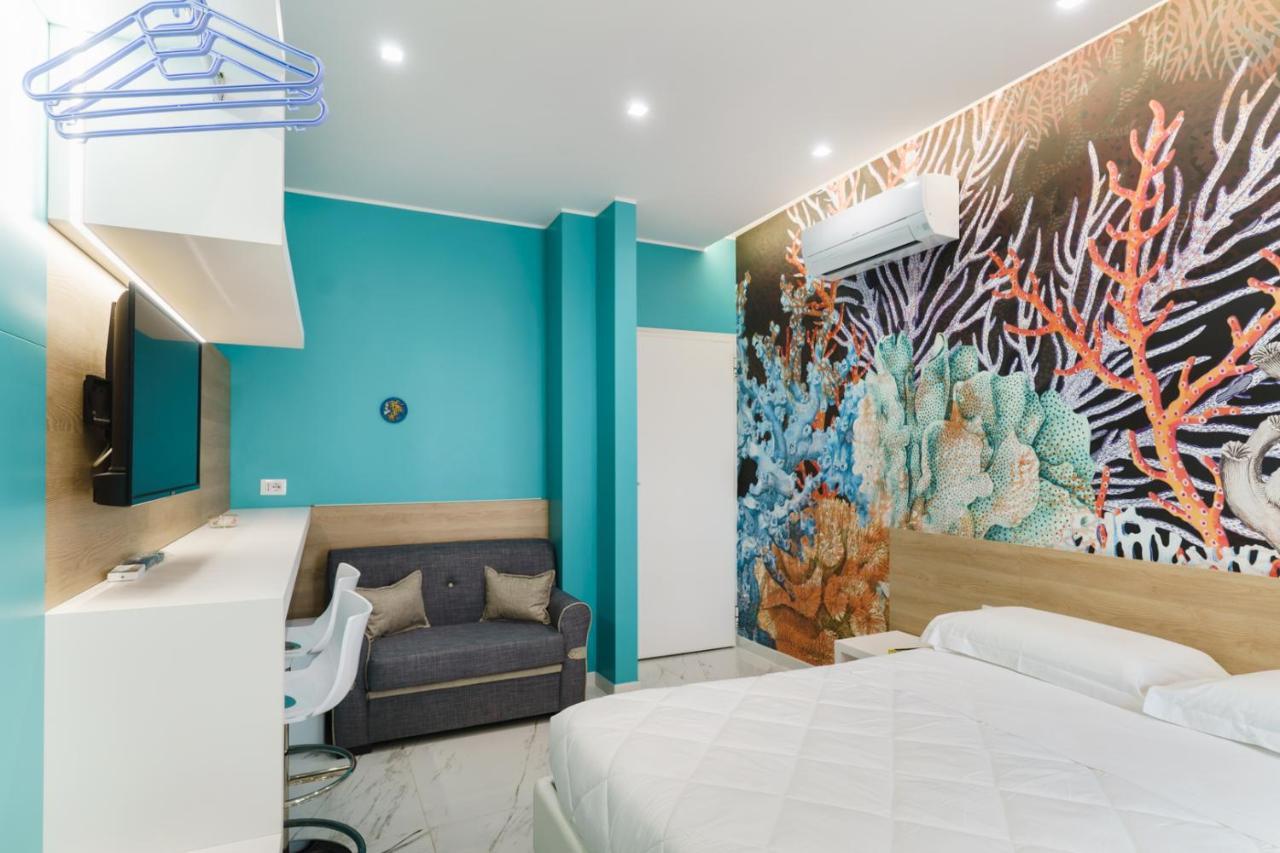 Abissi Room One Step From The Sea Trani Exterior foto