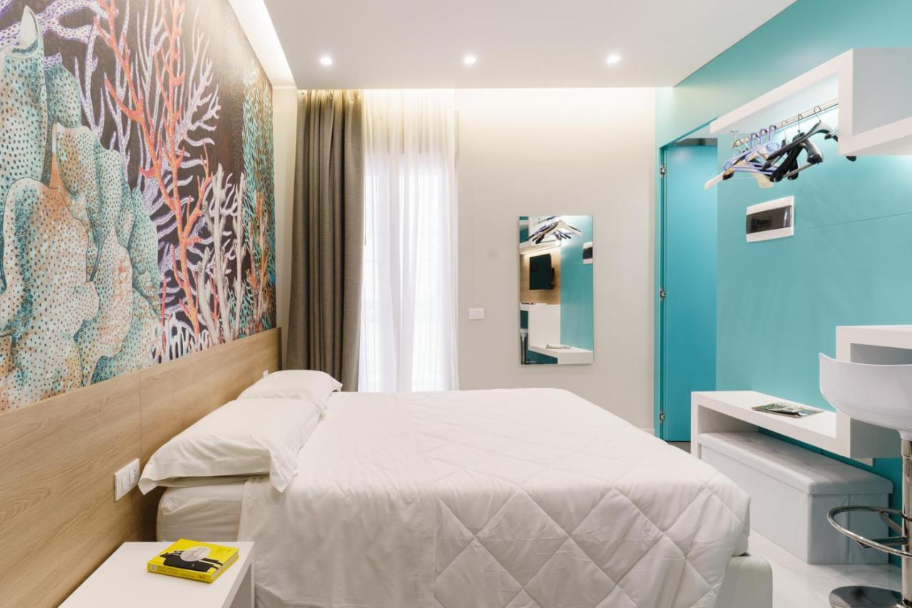 Abissi Room One Step From The Sea Trani Exterior foto